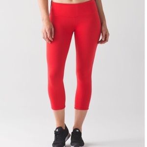 Lululemon wunder under crop